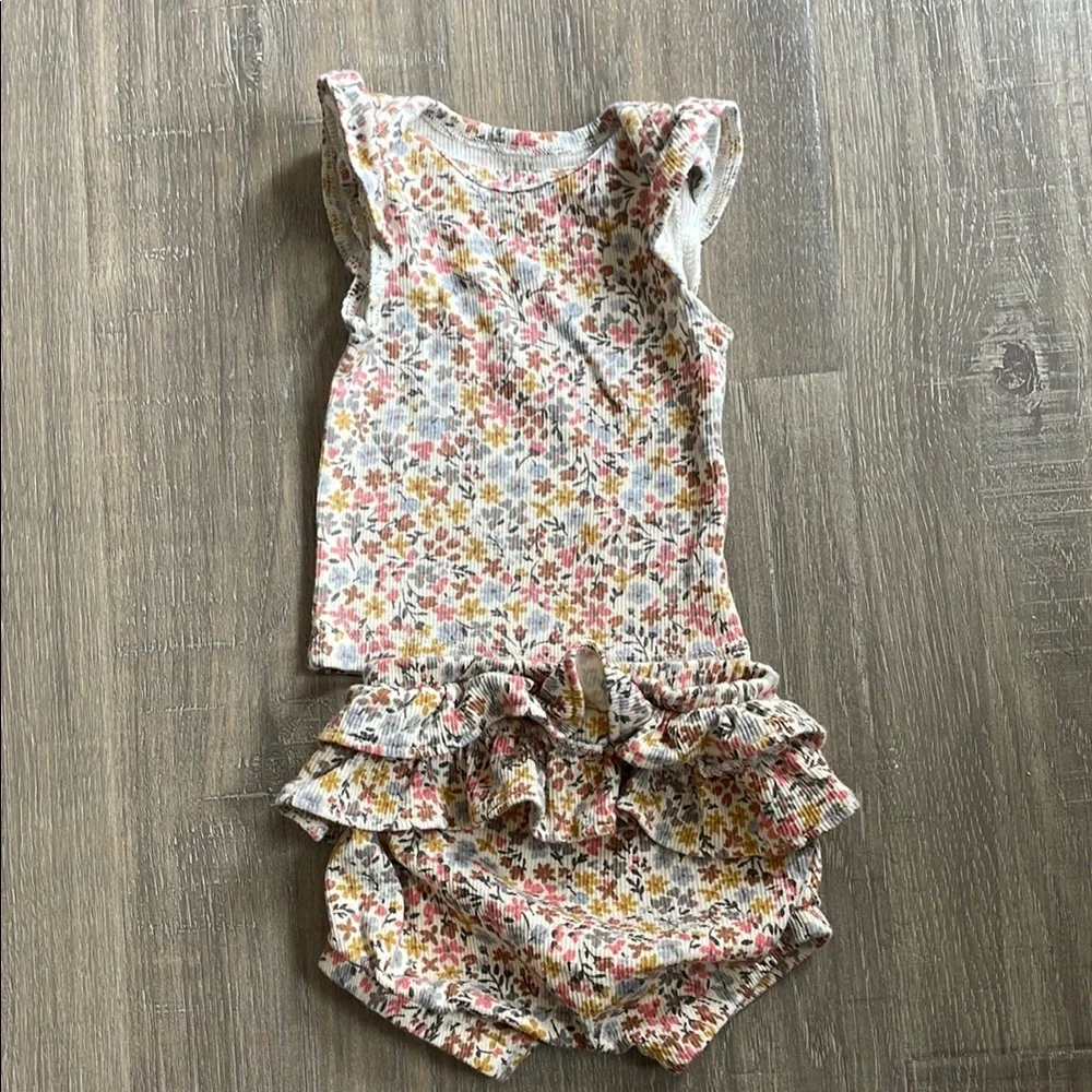 Little Planet by Carters Floral Outfit